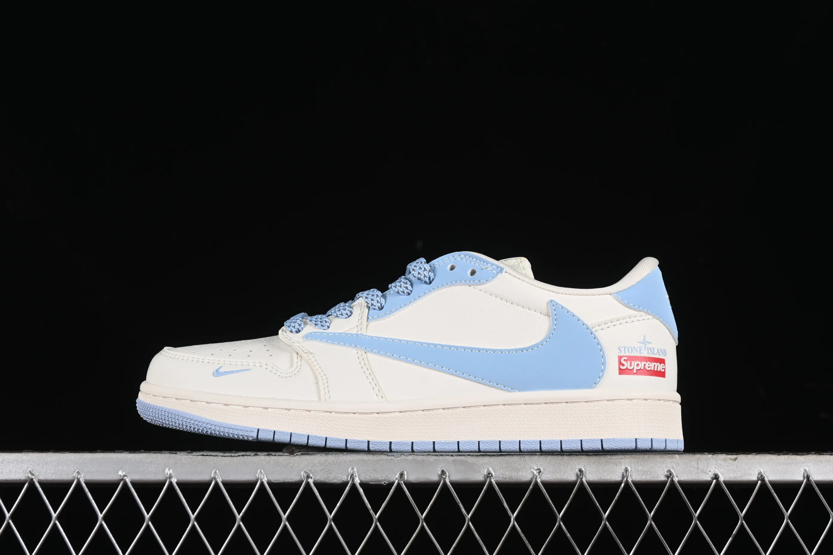 All categories Air Jordan Jordan series basketball shoes Air Jordan 1 Low High-end customized low-top sneakers Travis Scott x Fragment Design x Air Jordan 1 Low OG SP AJ1 Joe 1 Stone Island joint-off-white sapphire low-top cultural and casual sneakers BB6588-105